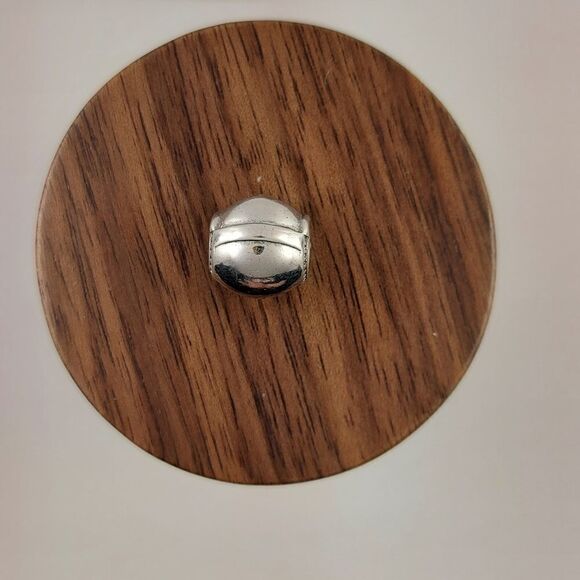 925 Silver Grogu and Crib Charm - Picture 5 of 6